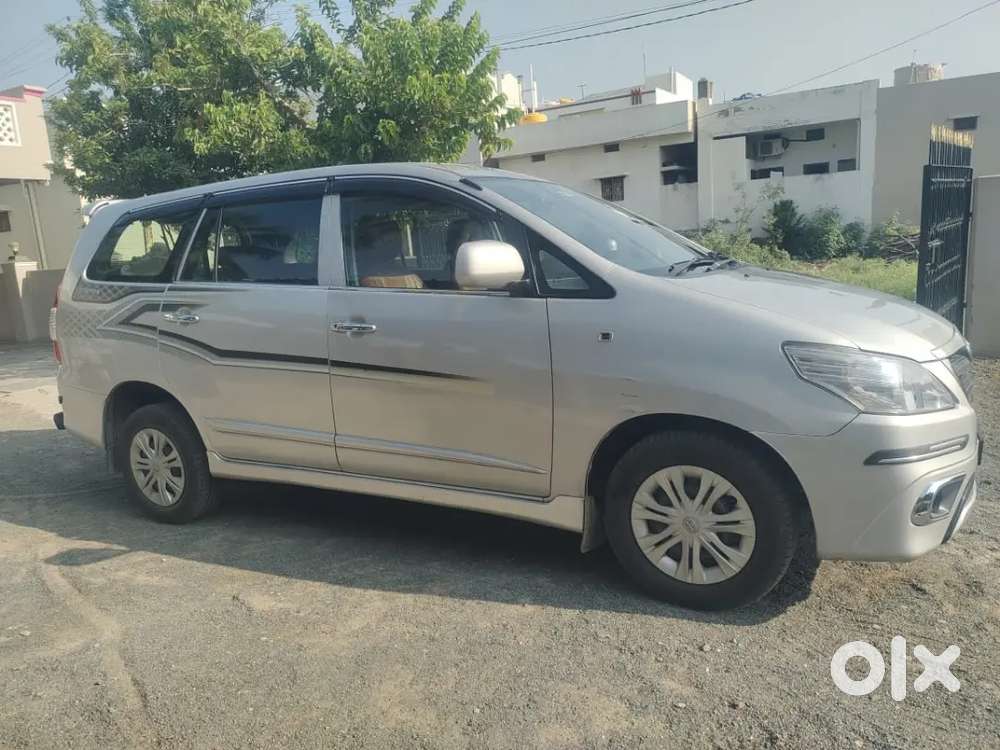 Toyota Innova 2.5 G 2015