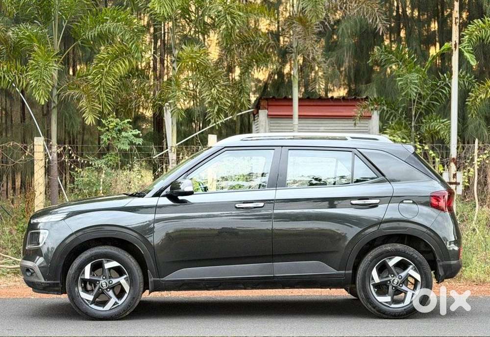Hyundai Venue 1.0 Sx (o) Turbo Dct, 2021, Petrol