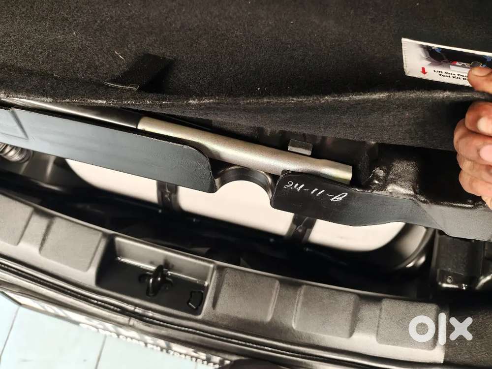 Tata Nexon Petrol 6 Mt 2025 Variant