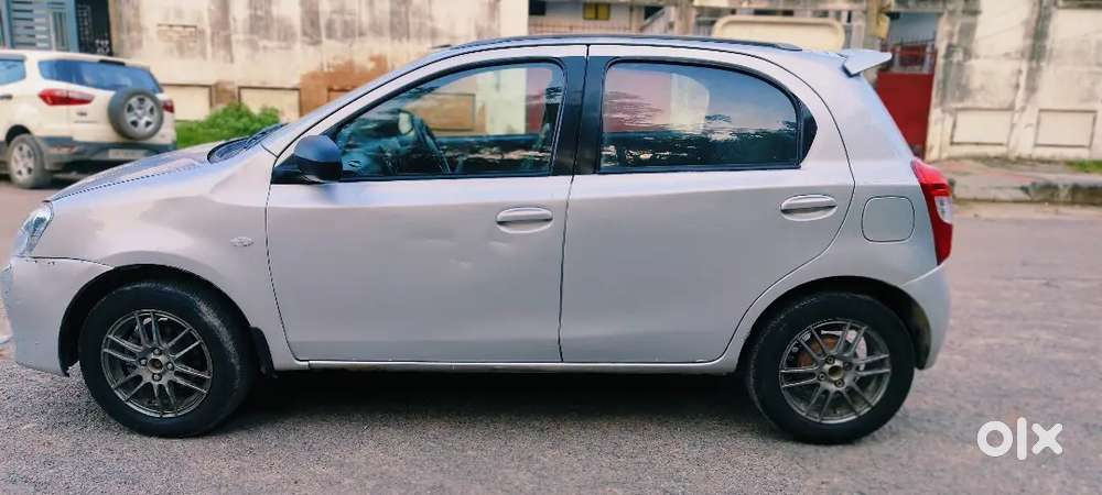 Toyota Etios Liva Petrol 2014 Year