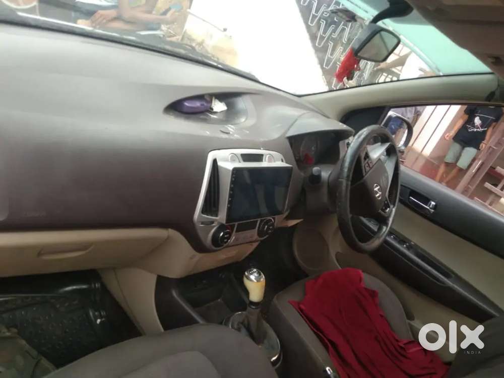 Hyundai New I20 2012 Diesel 120000 Km Driven