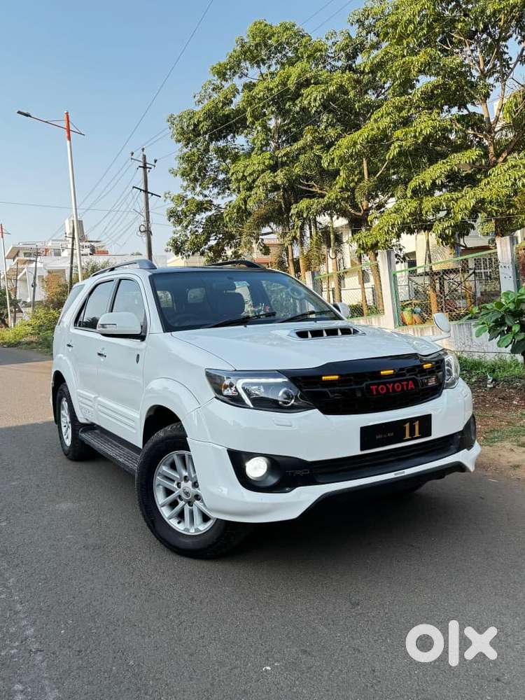 Toyota Fortuner 4x2 Mt Trd Sportivo, 2013, Diesel