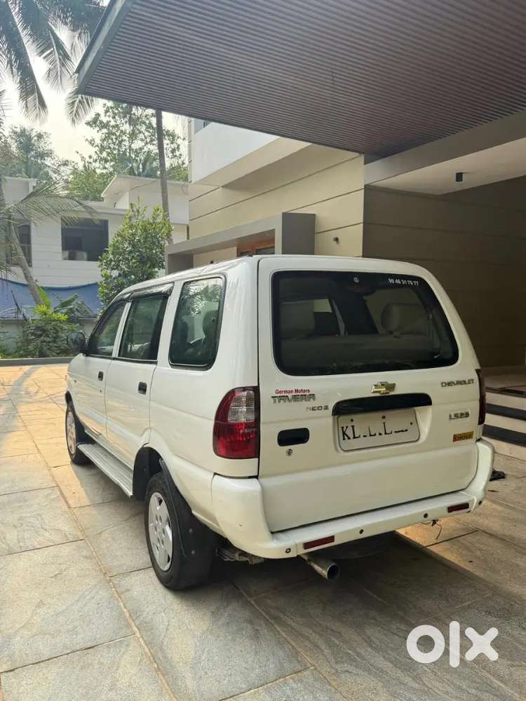 Chevrolet Tavera Neo 2011 Diesel Well Maintained