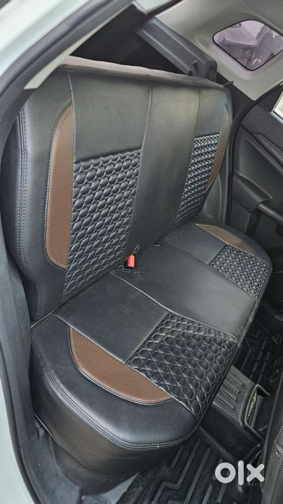 Maruti Suzuki Brezza 1.5 Lxi Smart Hybrid, 2024, Petrol
