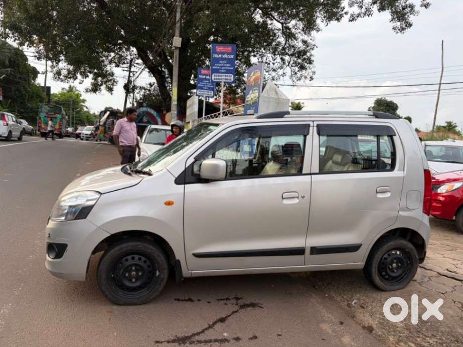 Maruti Suzuki Wagon R Vxi Amt1.2, 2016, Petrol