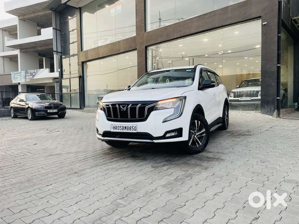 Mahindra Xuv700 2.0 Ax 5 Petrol At Str, 2024, Petrol