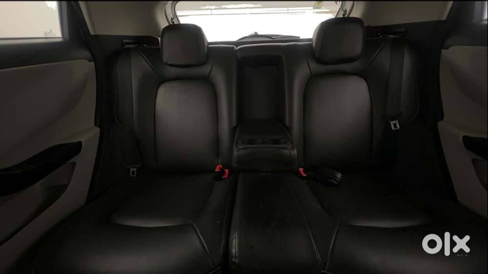 Tata Nexon 1.2 Revotron Xz Plus, 2023, Petrol