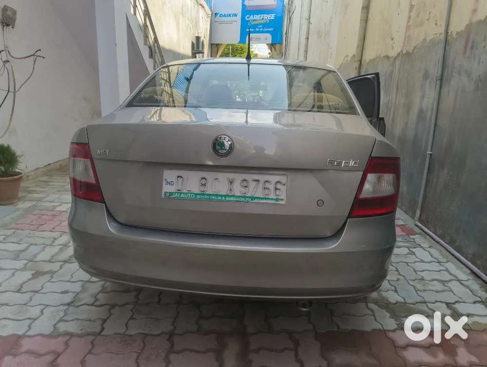 Skoda Rapid 2012 Petrol With Manual Transmission