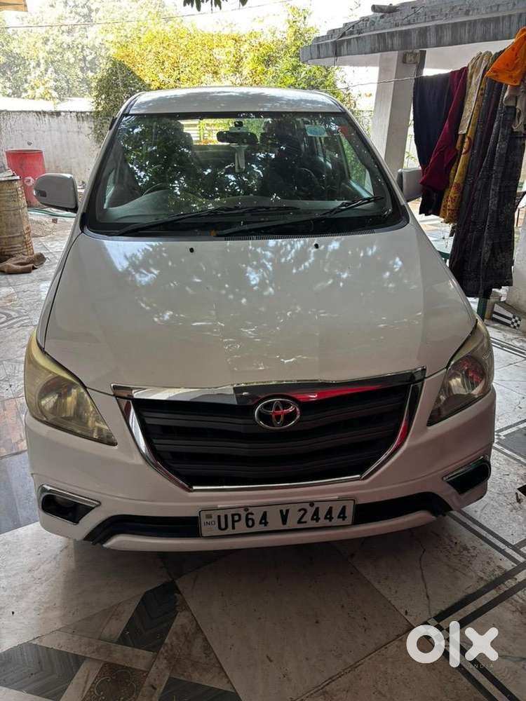 Toyota Innova 2014 Diesel Well Maintained