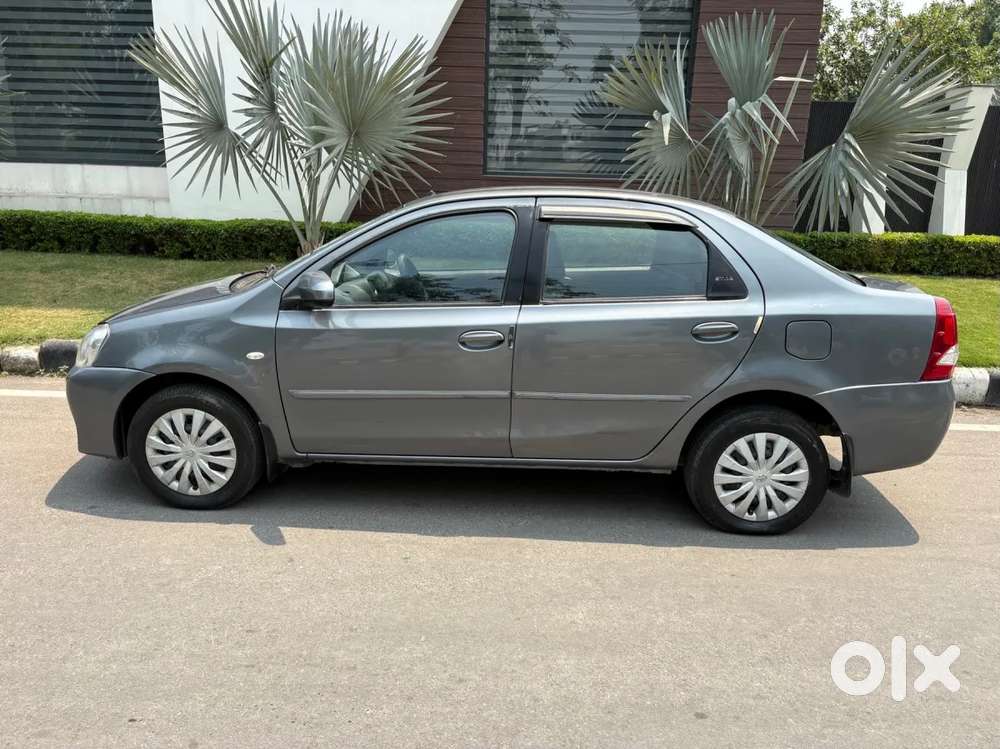 Toyota Etios, 2013, Petrol