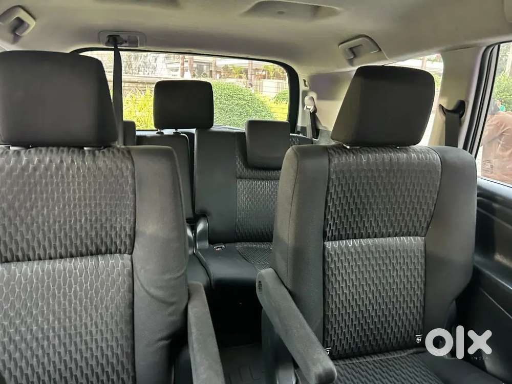 Toyota Innova Crysta 2017 Diesel Mt
