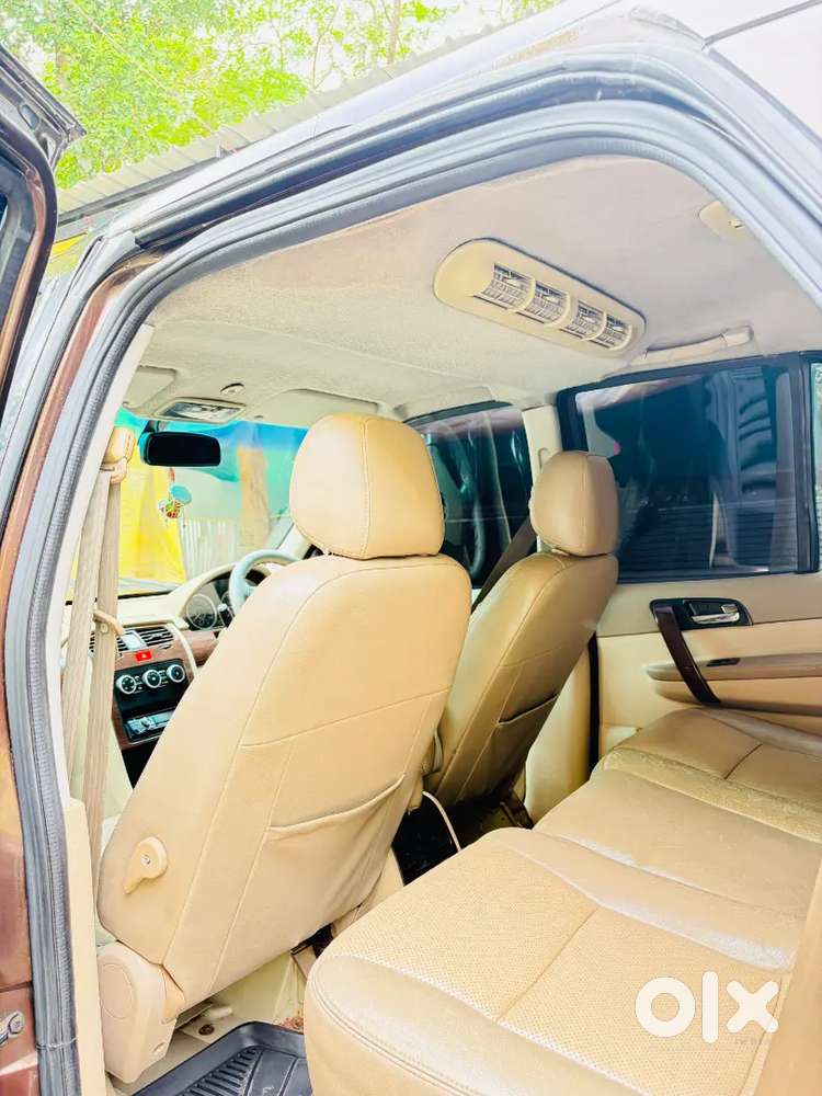 Tata Safari Storme 2014