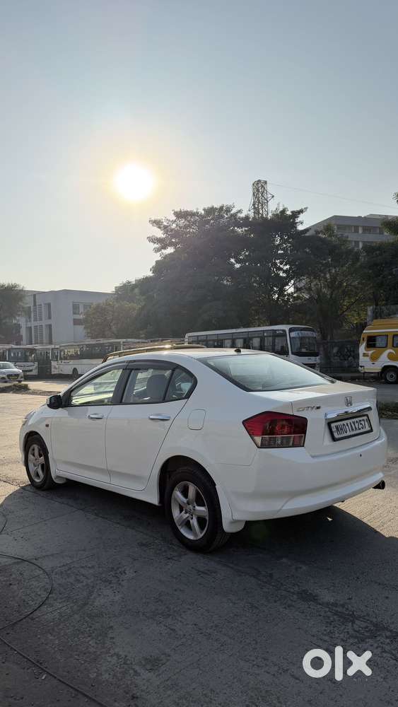 Honda City 2011-2013 V At Exclusive, 2011, Petrol