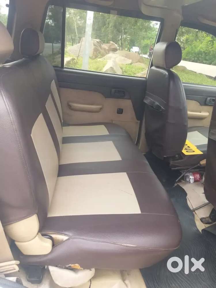 Chevrolet Tavera 7 Seater 2012