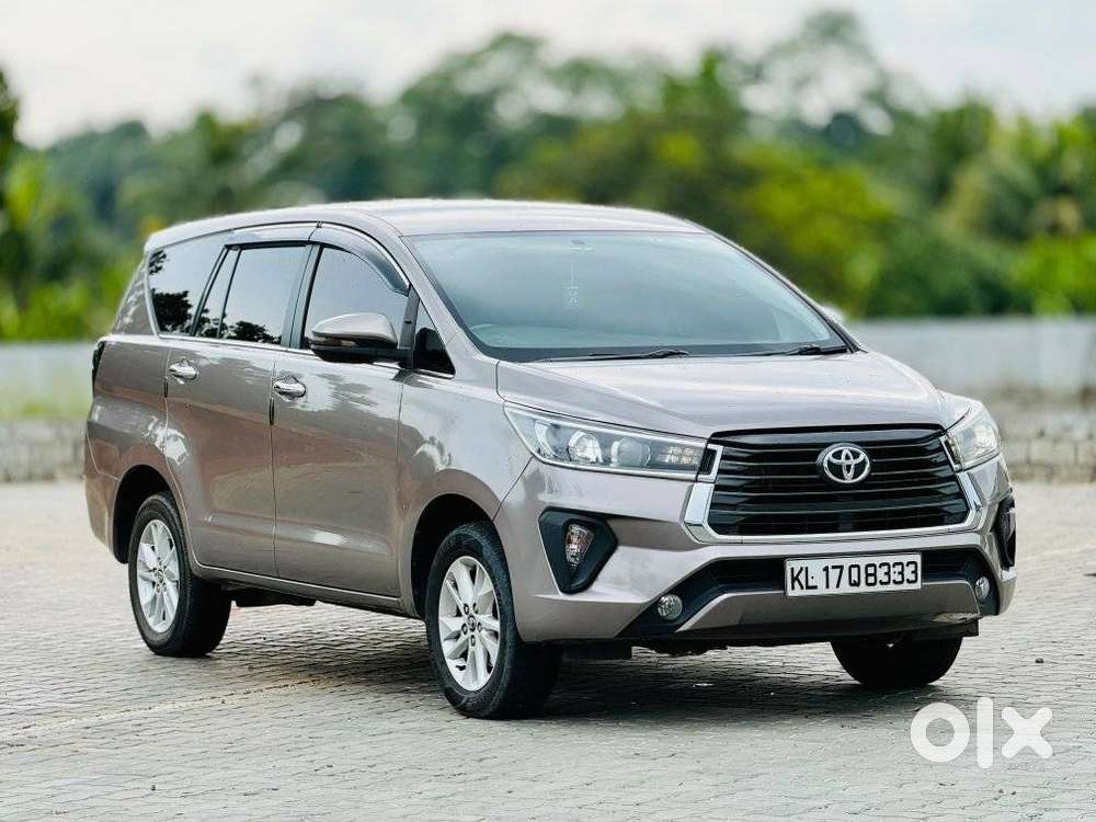 Toyota Innova Crysta 2.4 V 7 Str, 2017