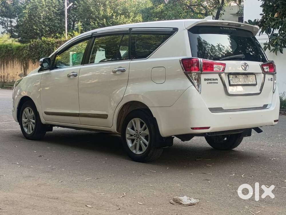 Toyota Innova Crysta 2.4 V 7 Str, 2017, Diesel