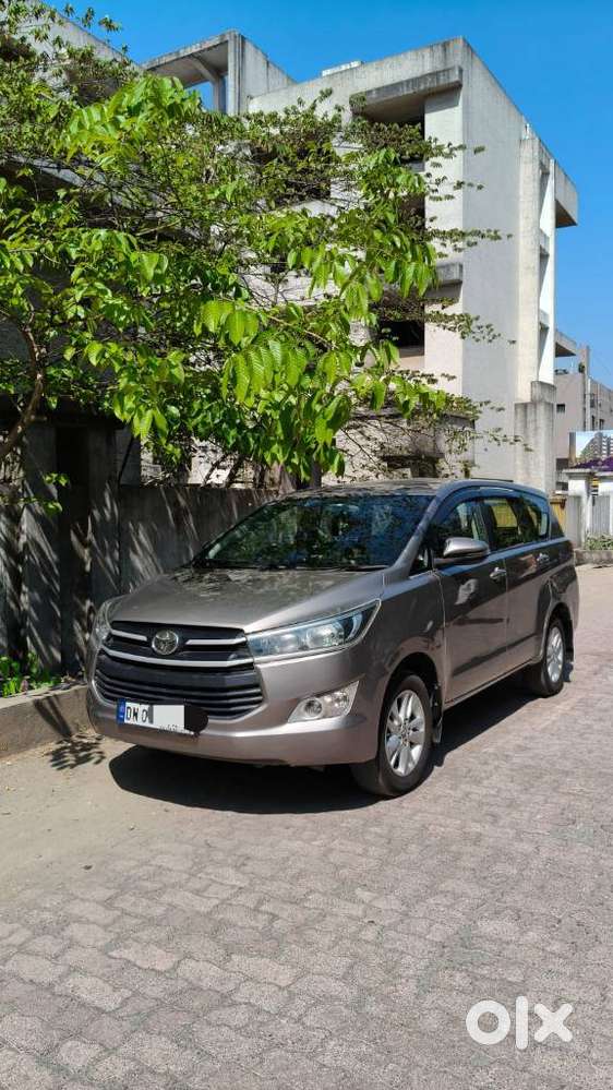 Toyota Innova Crysta 2.4 G Mt, 2017, Diesel