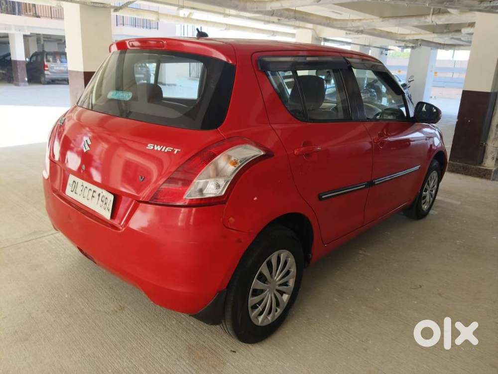 Maruti Suzuki Swift Vxi 1.2 Abs Bs-iv, 2015, Petrol