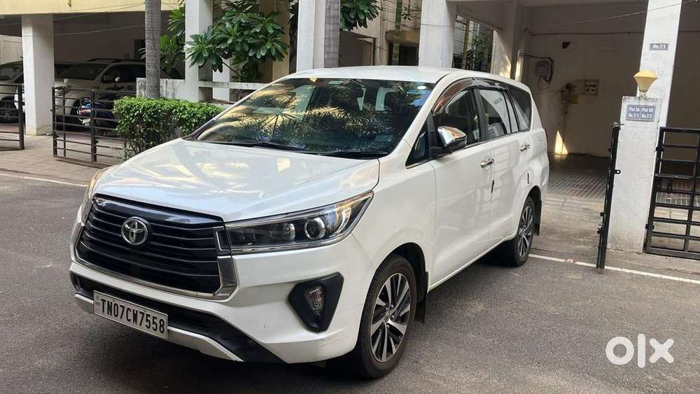 Dr. Owned Well Maintained Innova Crysta Limited Ed 2.7 Z Automatic