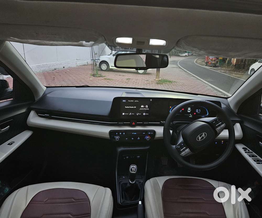 Hyundai Verna 1.5 Sx Petrol Mt, 2023, Petrol