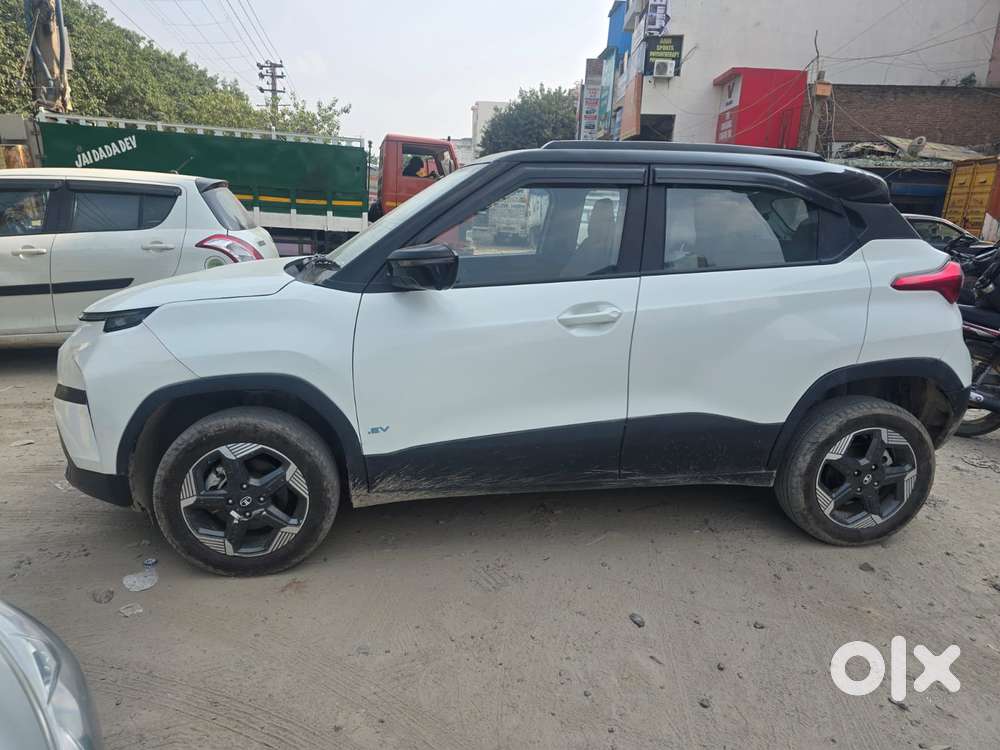 Tata Punch Ev Empowered Plus S Lr, 2026, Electric