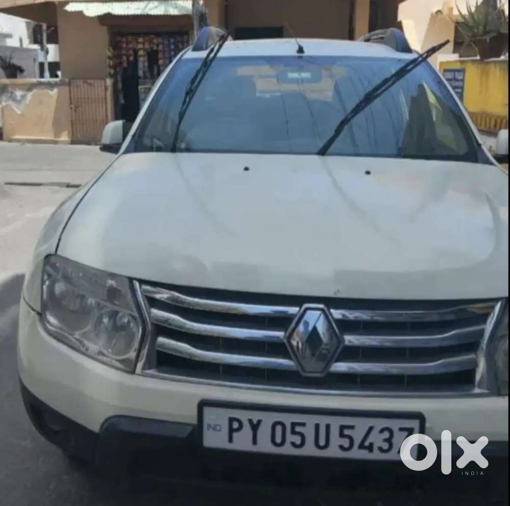 Renault Duster 2015, New Tyres And Complete Company Service Car Sale