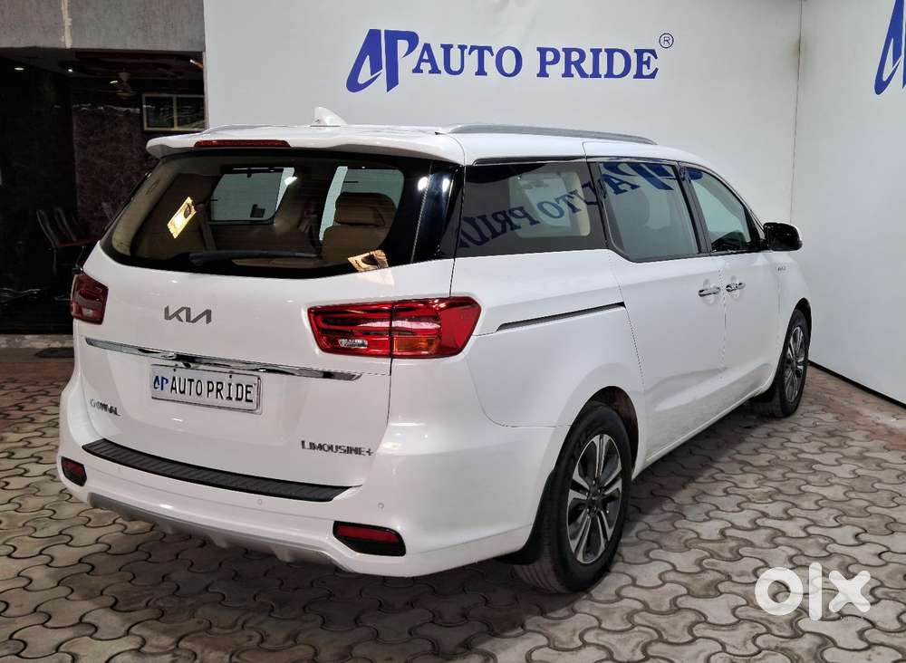 Kia Carnival Limousine Plus 7 Str, 2022, Diesel