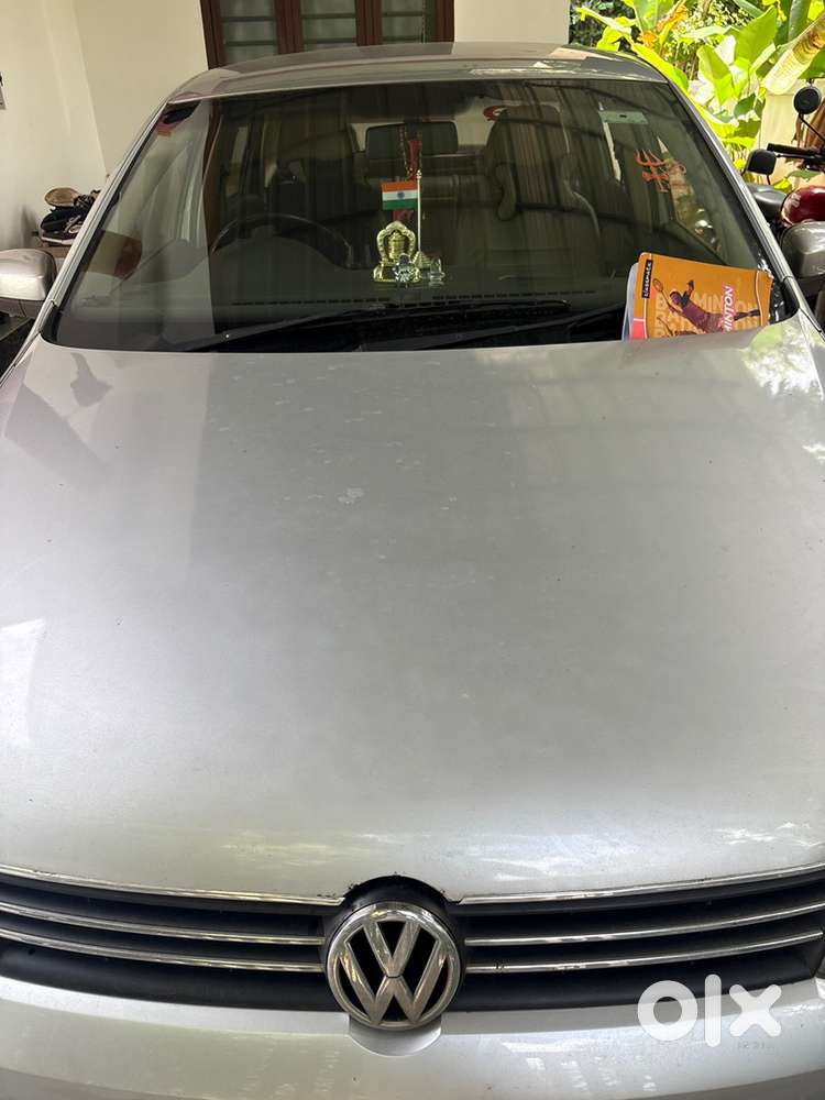 2011 Volkswagen Vento Manual