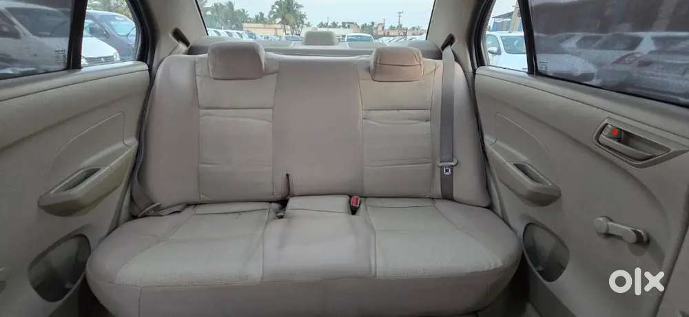 Showroom Condition Car, Bank Officer Ki Car Hai