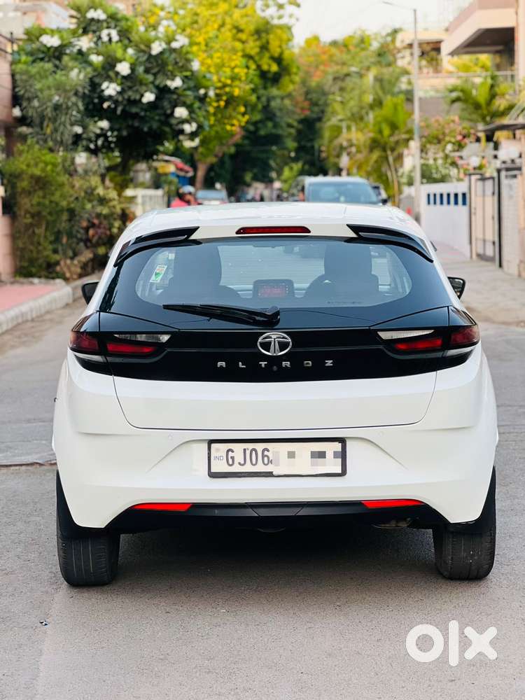 Tata Altroz Xz, 2022, Petrol