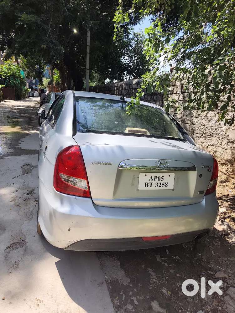 Hyundai New Verna Sx O 2011