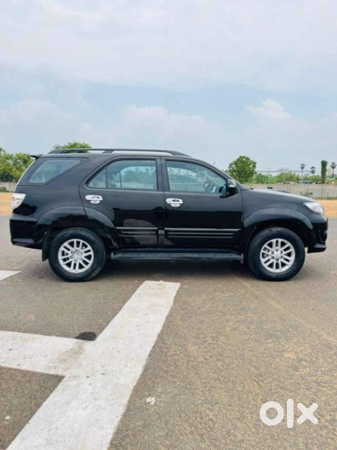 Toyota Fortuner 3.0 4x2 Mt, 2014, Diesel