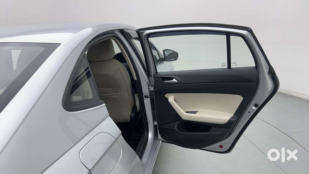 Volkswagen Virtus Highline Plus 1.0 Tsi At, 2024, Petrol