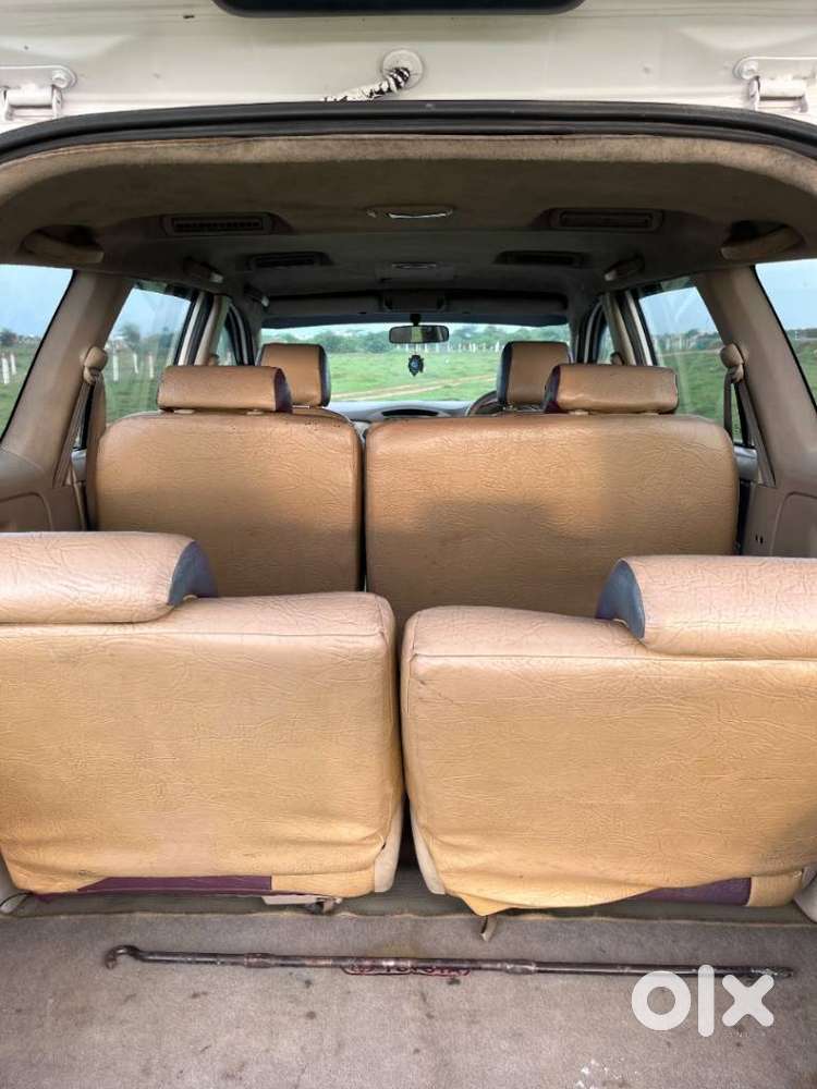 Toyota Innova 2.5 Gx (diesel) 8 Seater Bs Iv, 2009, Diesel