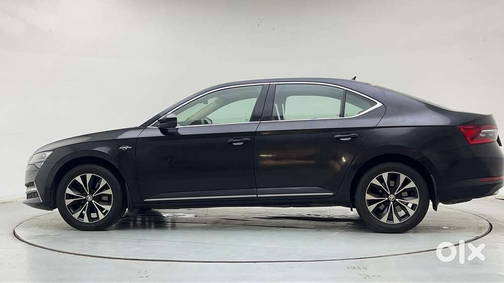 Skoda Superb L&k 1.8 Tsi At, 2022, Petrol
