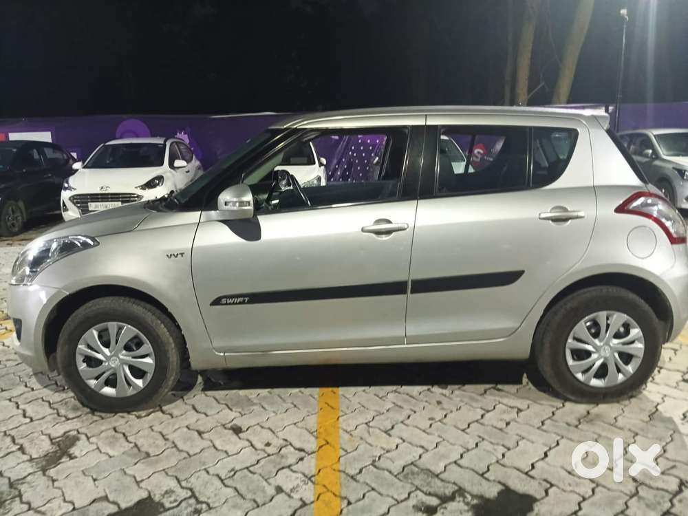 Maruti Suzuki Swift Vvt Vxi, 2012, Petrol