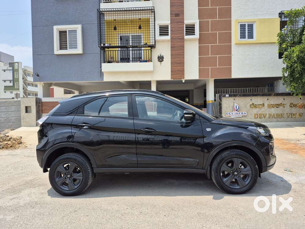 Tata Nexon Ev Max 3.3 Kw Xz Plus Lux Dark Edition, 2023, Electric