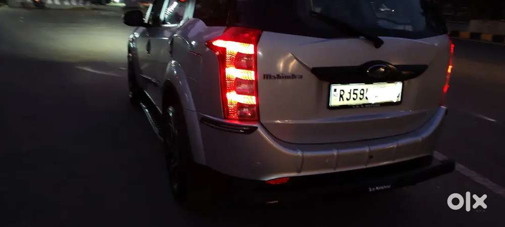 Mahindra Xuv500 2017 Diesel 118500 Km Driven