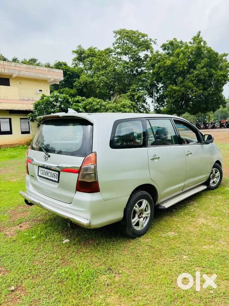 Toyota Innova 2010 Top Conditionluxury Interioralloy Wheels