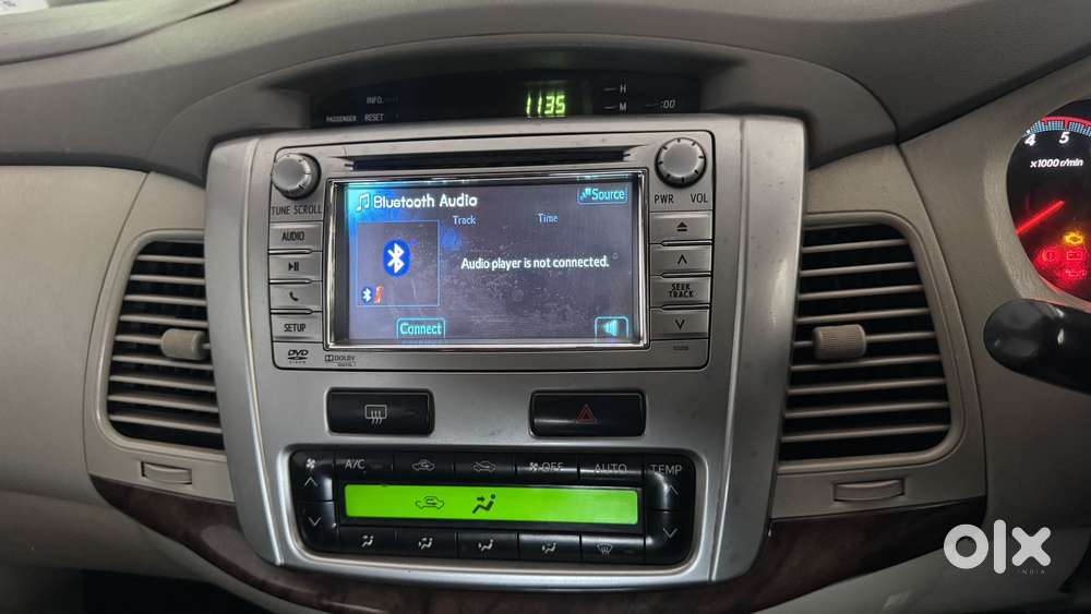 Toyota Innova 2.5 Ev Diesel Ms 7 Str Bsiii, 2012, Diesel