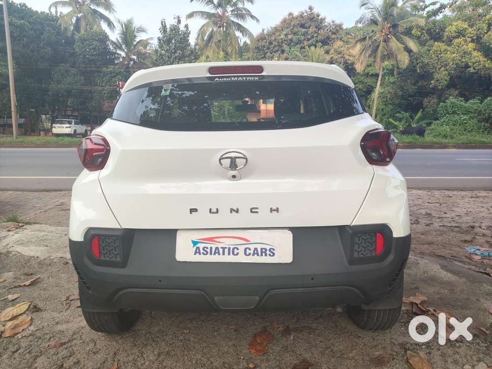Tata Punch Accomplished, 2022, Petrol