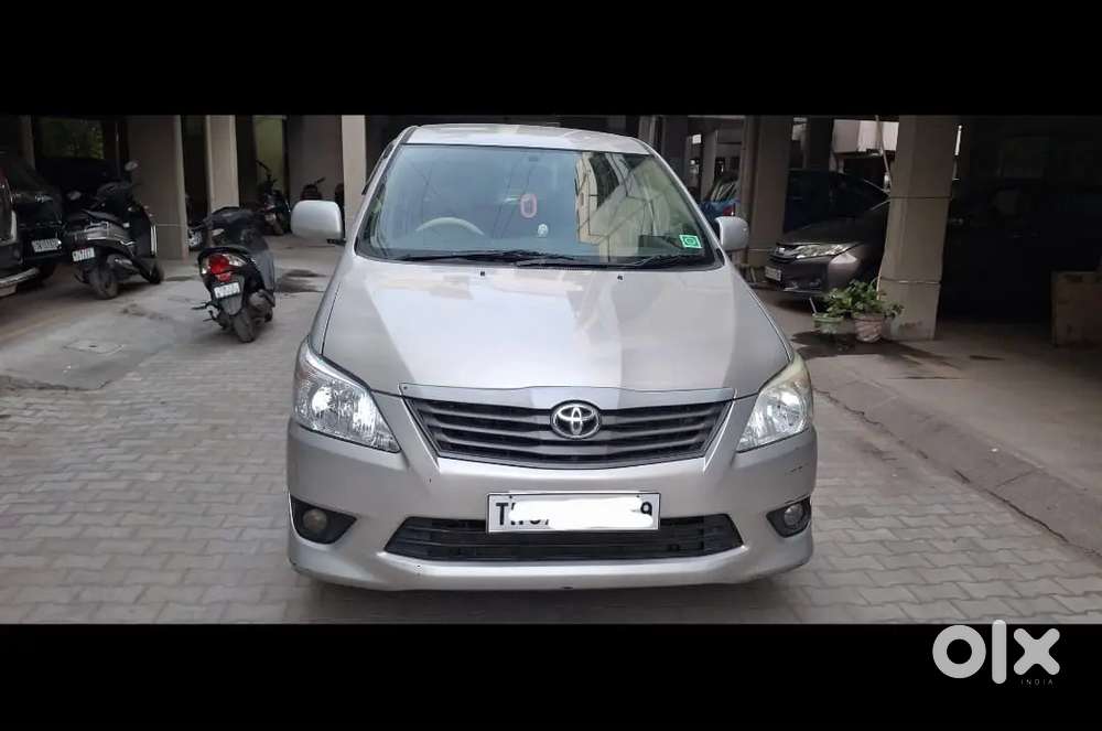 Toyota Innova 2012 Model Diesel Car