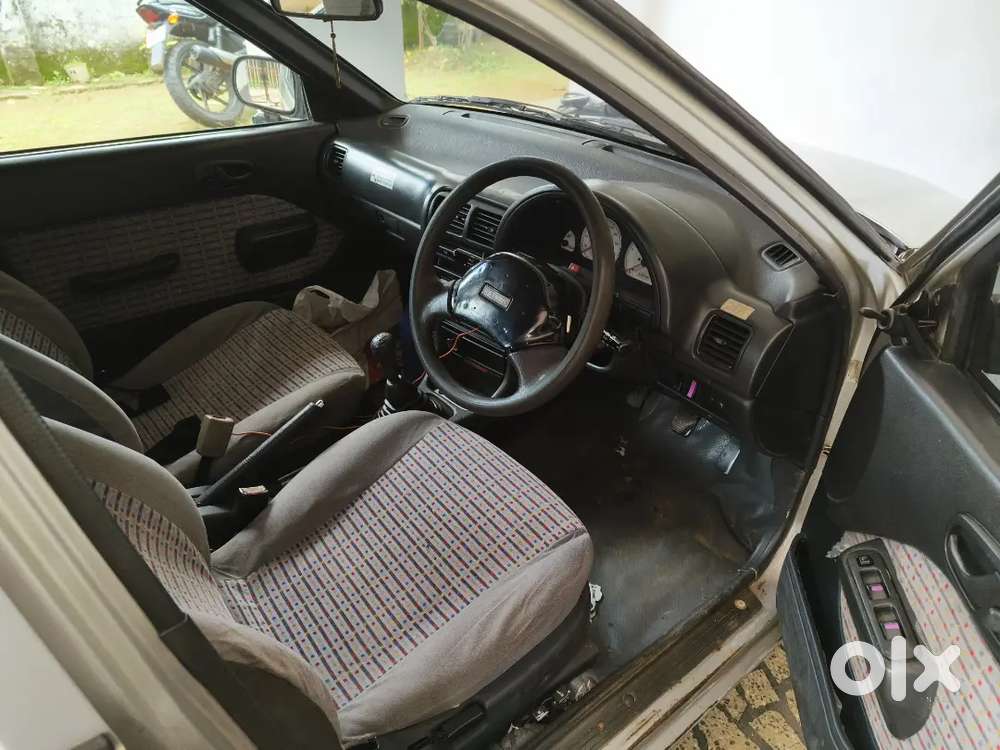 Maruti Suzuki Esteem 2005 Petrol 80000 Km Driven