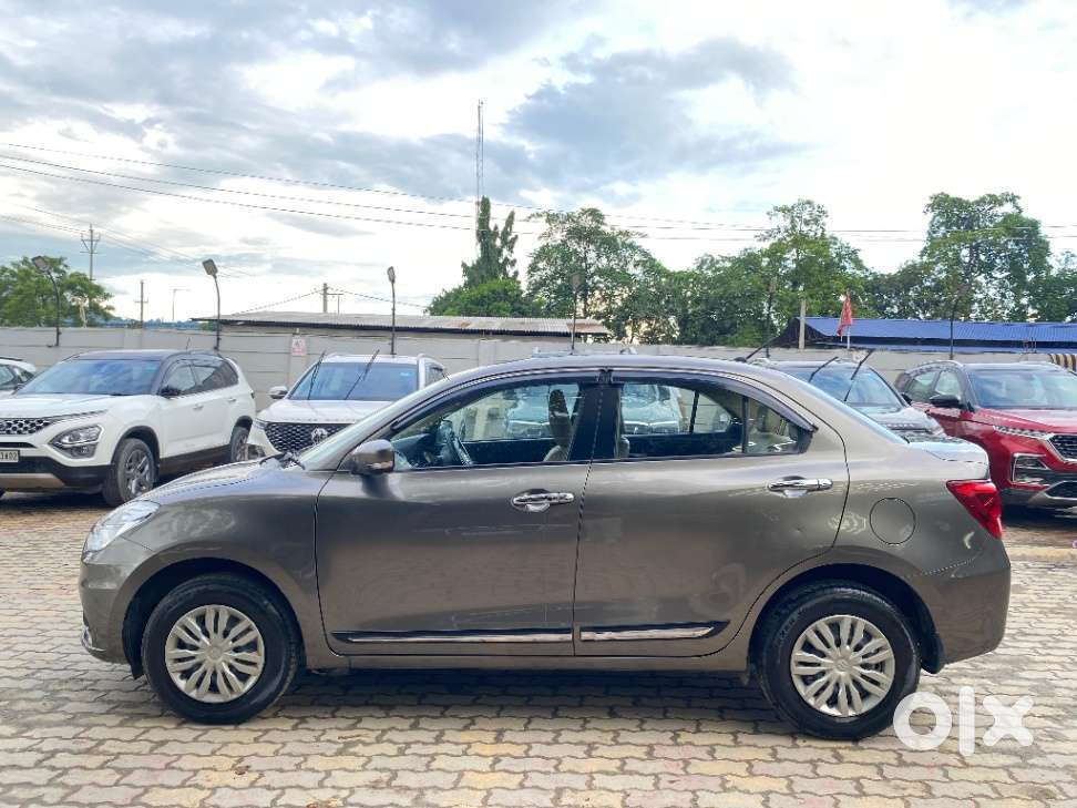 Maruti Suzuki Dzire 1.2 Vxi, 2023, Petrol