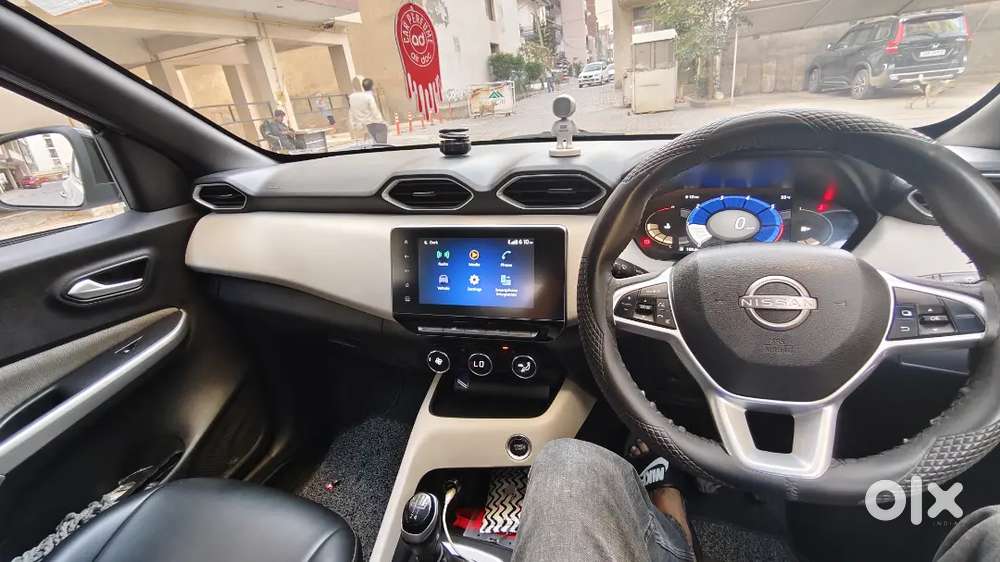 Nissan Magnite 2022 Petrol Well Maintained.