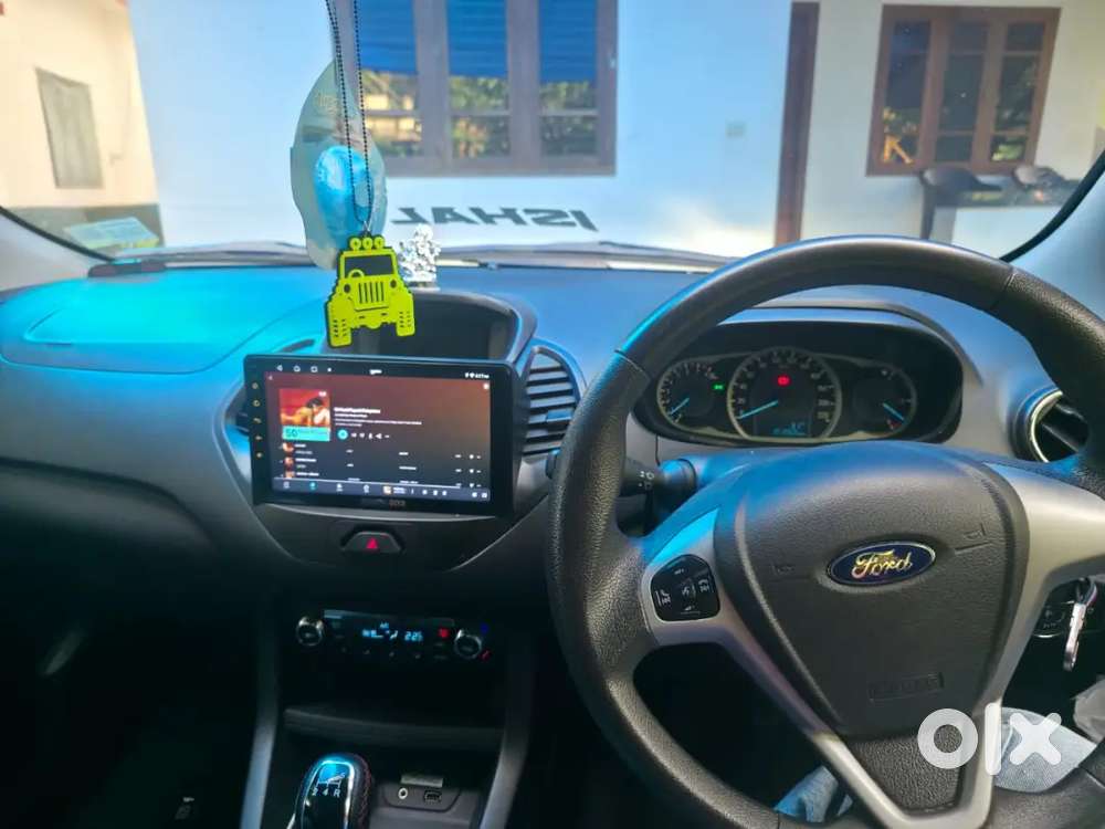 Ford Figo 1.2 Titanium 2015