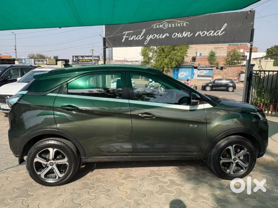 Tata Nexon 1.2 Revotron Xza Plus, 2022, Petrol