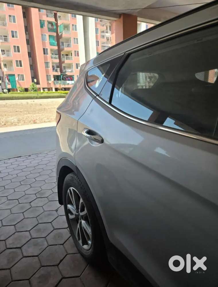 Hyundai Santa Fe 2015 Automatic Diesel