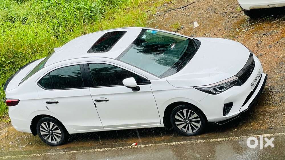 Honda City 2024 Petrol Well Maintained