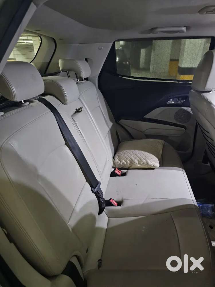 Xuv300 Silver